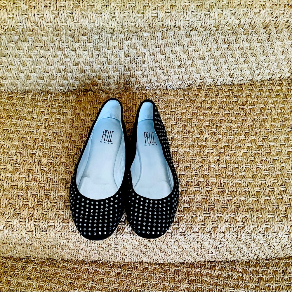 PELLE MODA BLACK SUEDE CLEAR  RHINESTONE STUDDED BALLET FLATS SZ 9 M